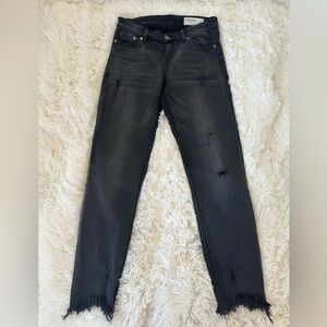 Pistola Women’s Black Distressed Skinny Jeans Size: 28